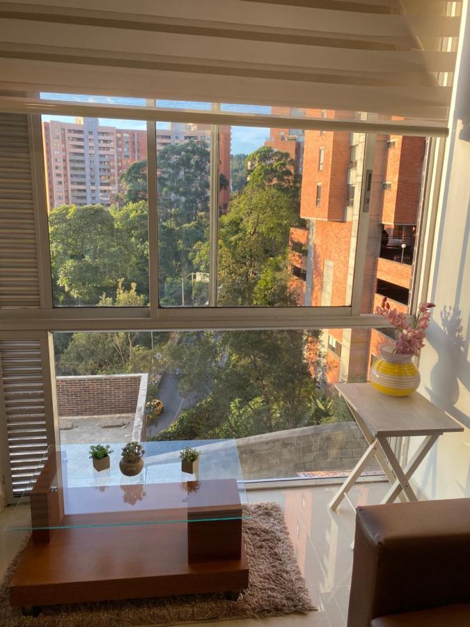 Apartasuite Moderna - En El Corazon Del Poblado Medellín Zewnętrze zdjęcie