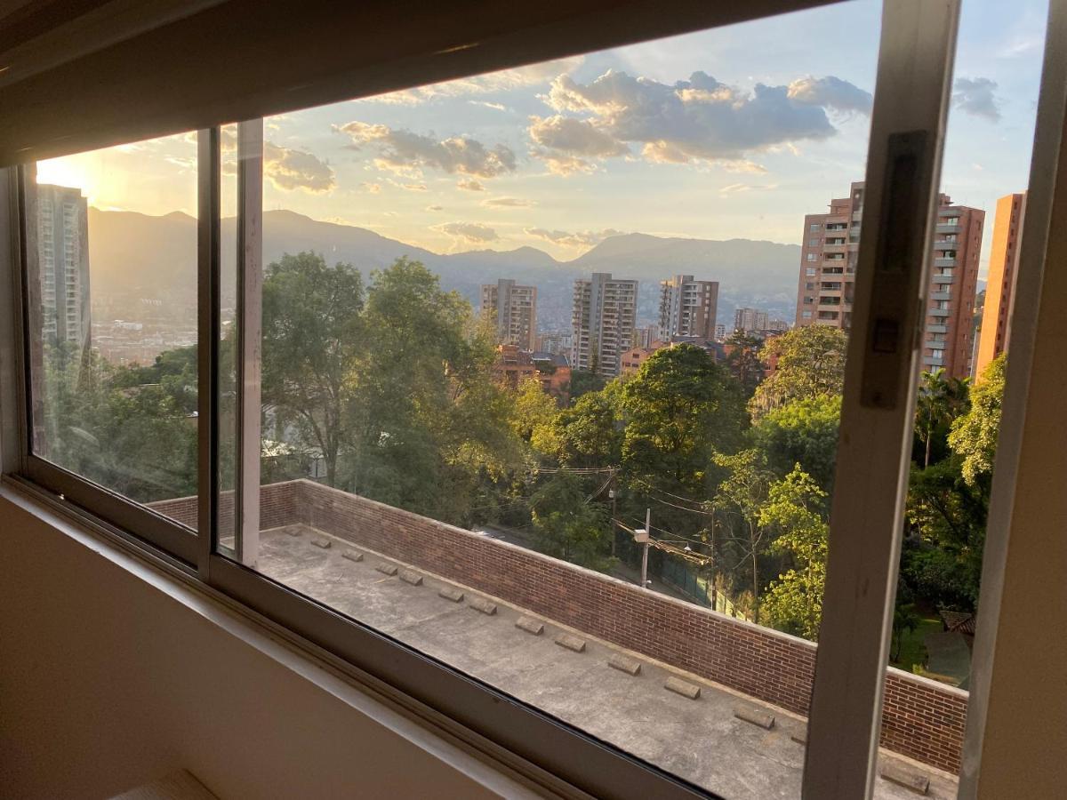 Apartasuite Moderna - En El Corazon Del Poblado Medellín Zewnętrze zdjęcie