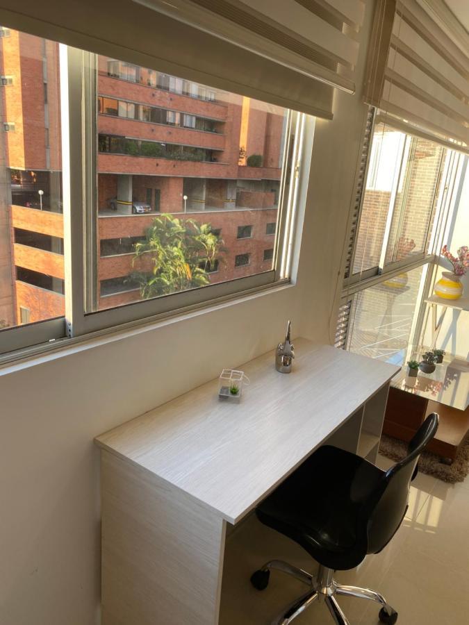 Apartasuite Moderna - En El Corazon Del Poblado Medellín Zewnętrze zdjęcie