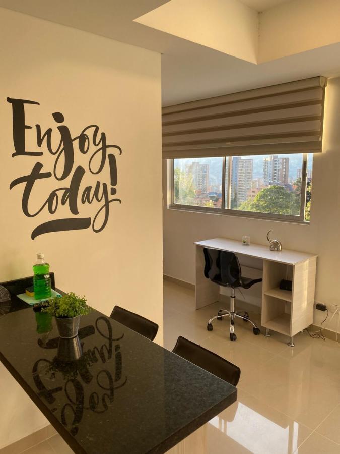 Apartasuite Moderna - En El Corazon Del Poblado Medellín Zewnętrze zdjęcie